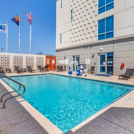 Holiday Inn Express & Suites - Phoenix Dwtn - State Capitol By Ihg Buitenkant foto