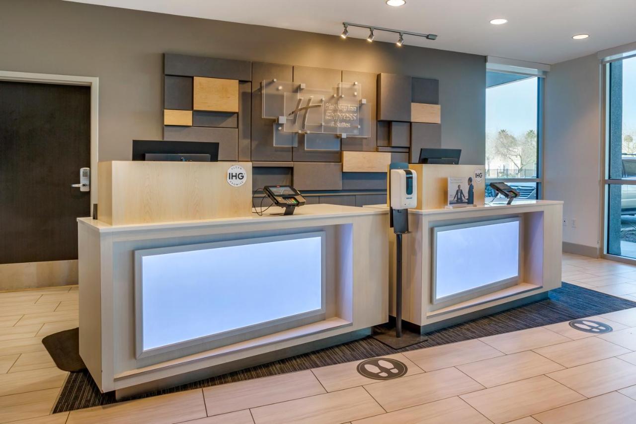 Holiday Inn Express & Suites - Phoenix Dwtn - State Capitol By Ihg Buitenkant foto