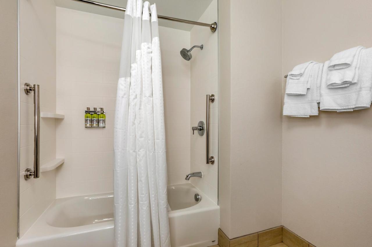 Holiday Inn Express & Suites - Phoenix Dwtn - State Capitol By Ihg Buitenkant foto