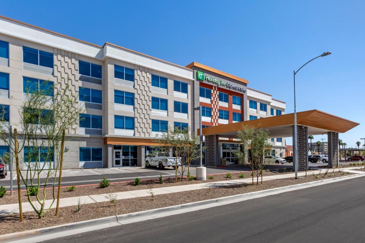 Holiday Inn Express & Suites - Phoenix Dwtn - State Capitol By Ihg Buitenkant foto