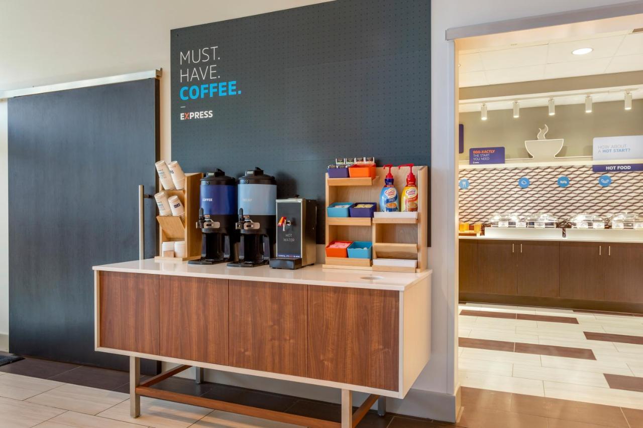 Holiday Inn Express & Suites - Phoenix Dwtn - State Capitol By Ihg Buitenkant foto